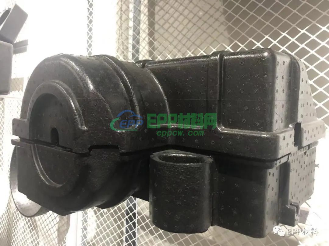 震惊！汽车保险杠都是塑料的？(图4)