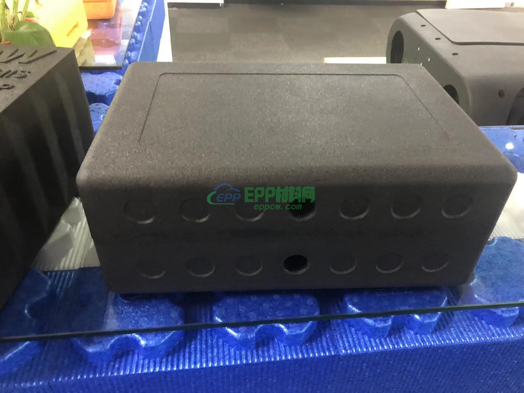 EPP制品成型时的问题之表面凹凸不平(图1) 75cf0c5877fad87f97141fa668543b3a.jpg