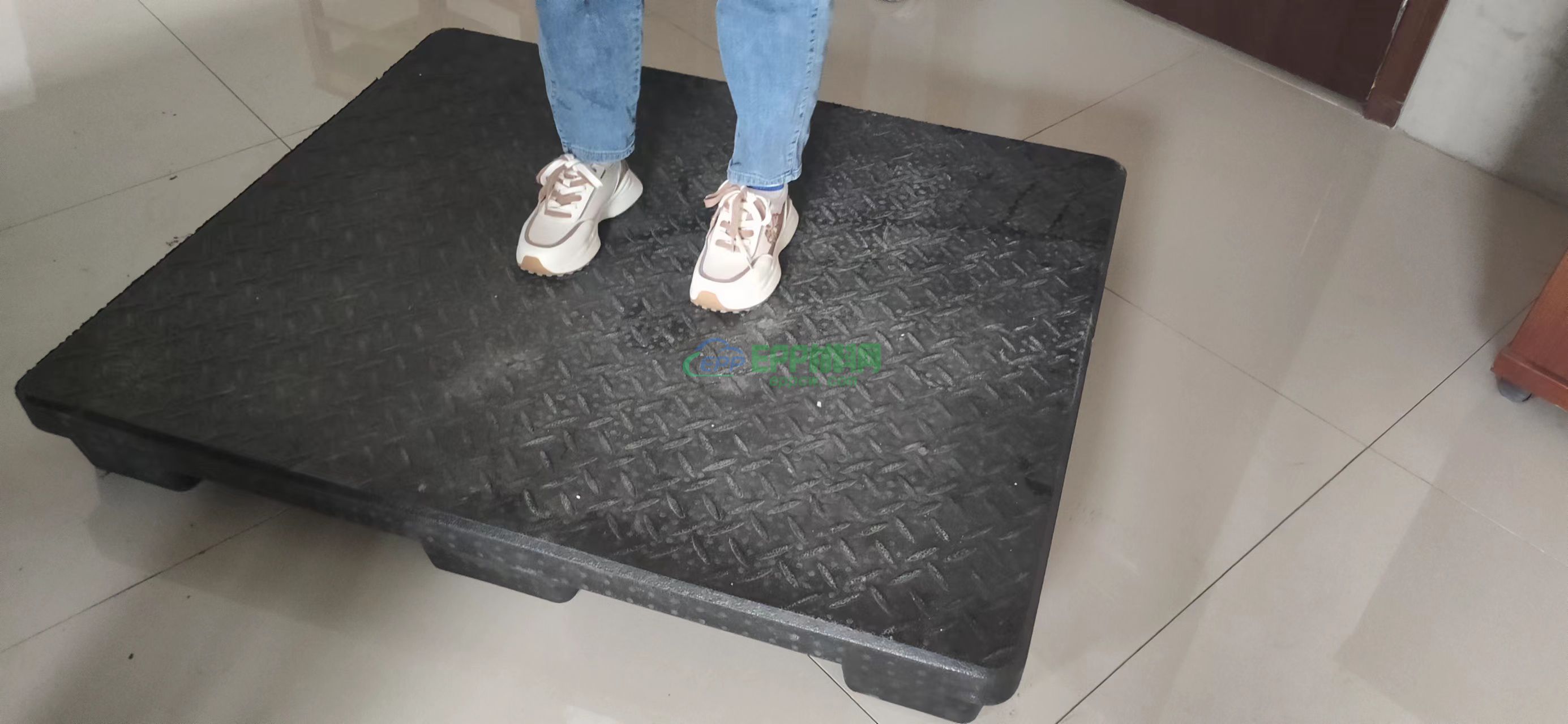 浅谈EPP材料的抗冲击性能